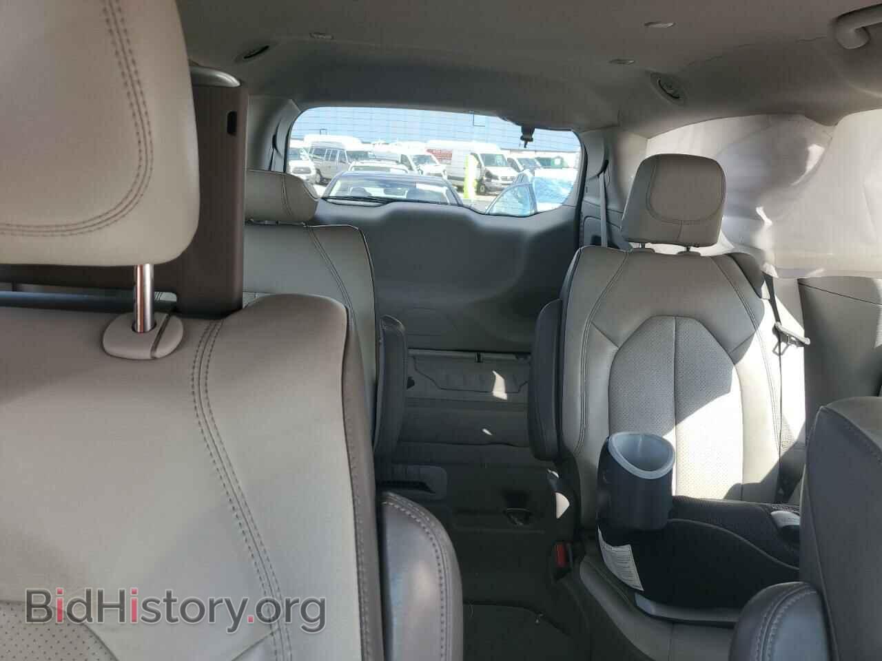 2017 CHRYSLER PACIFICA - VIN: 2C4RC1EG1HR840249 - Photo 10