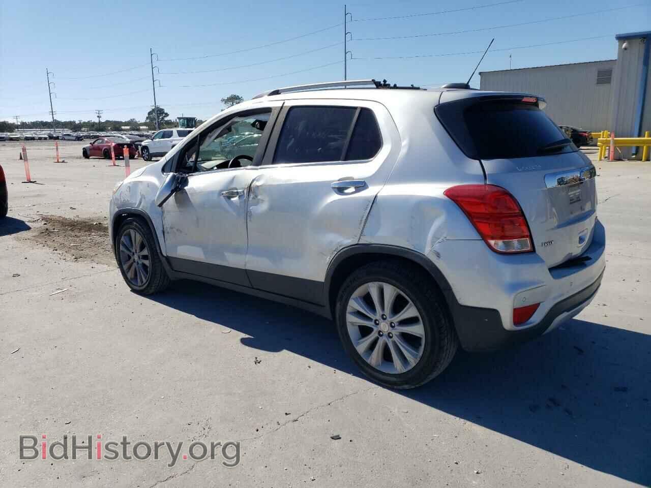 2017 CHEVROLET TRAX - VIN: 3GNCJMSB3HL288604 - Фото 2