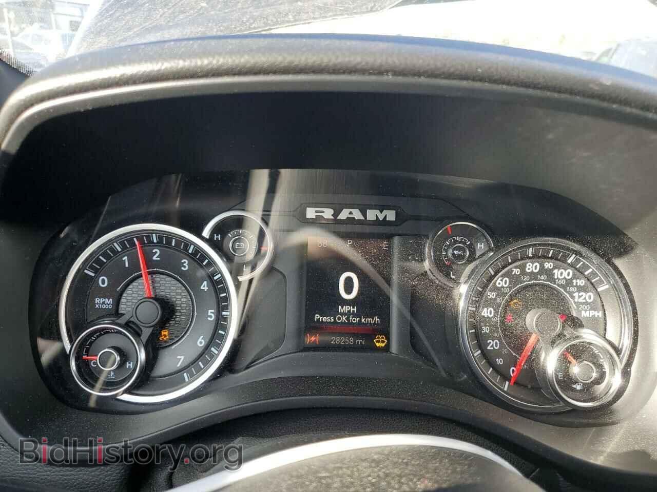2019 RAM 1500 - VIN: 1C6RREFG0KN884551 - Фото 9