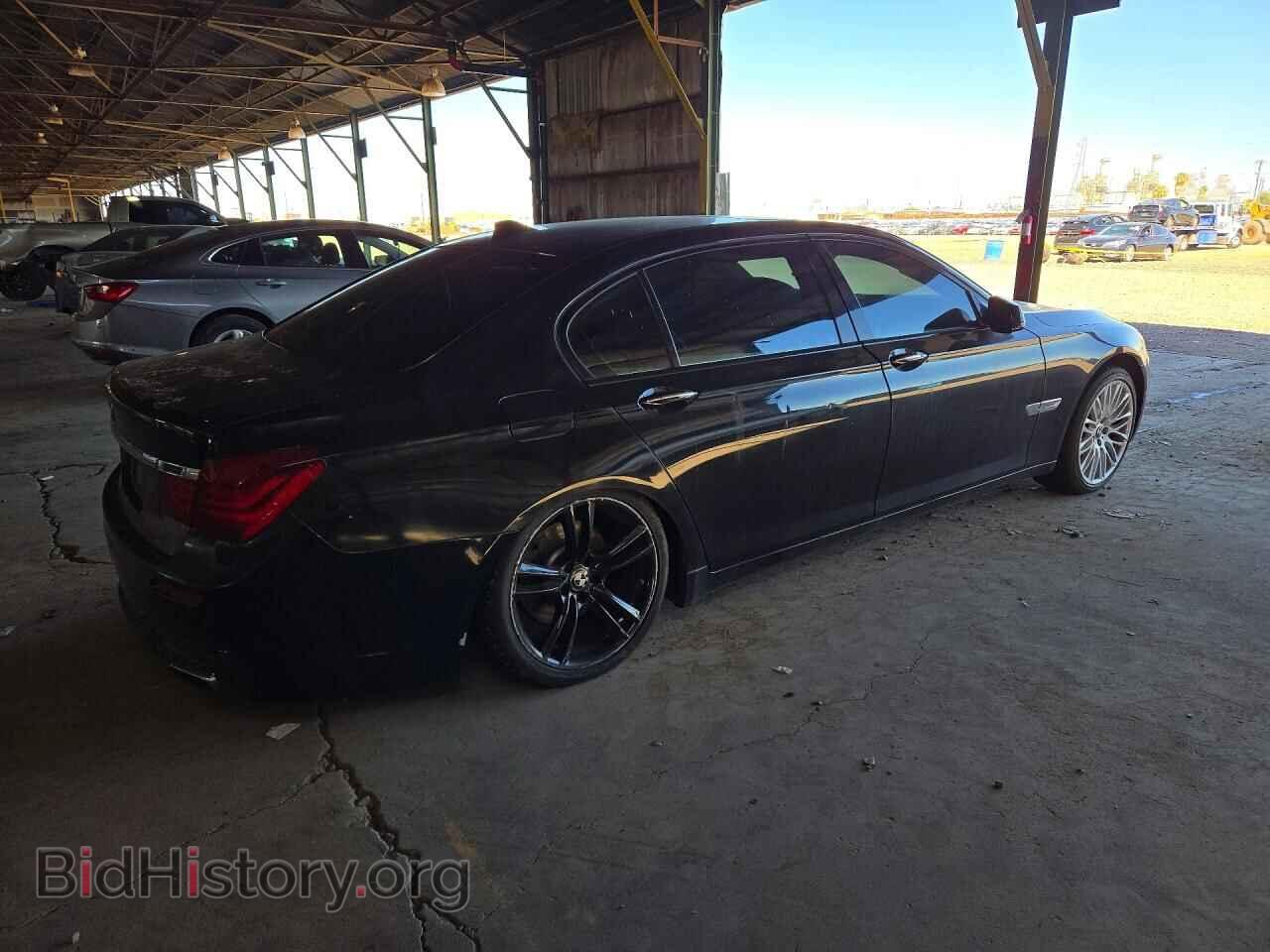 2014 BMW 7 SERIES - VIN: WBAYE4C50ED138024 - Photo 3