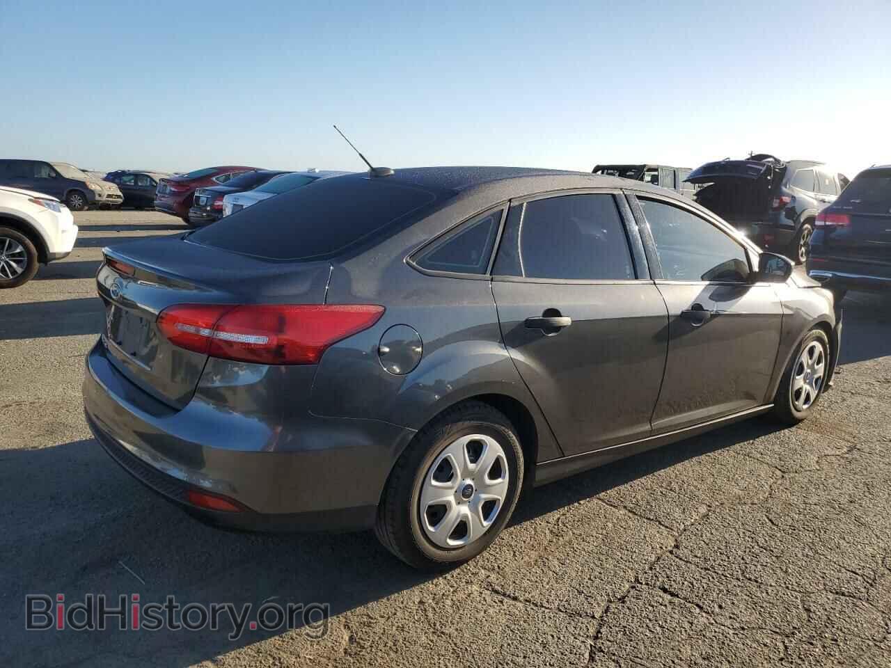2016 FORD FOCUS - VIN: 1FADP3E2XGL363218 - Фото 3