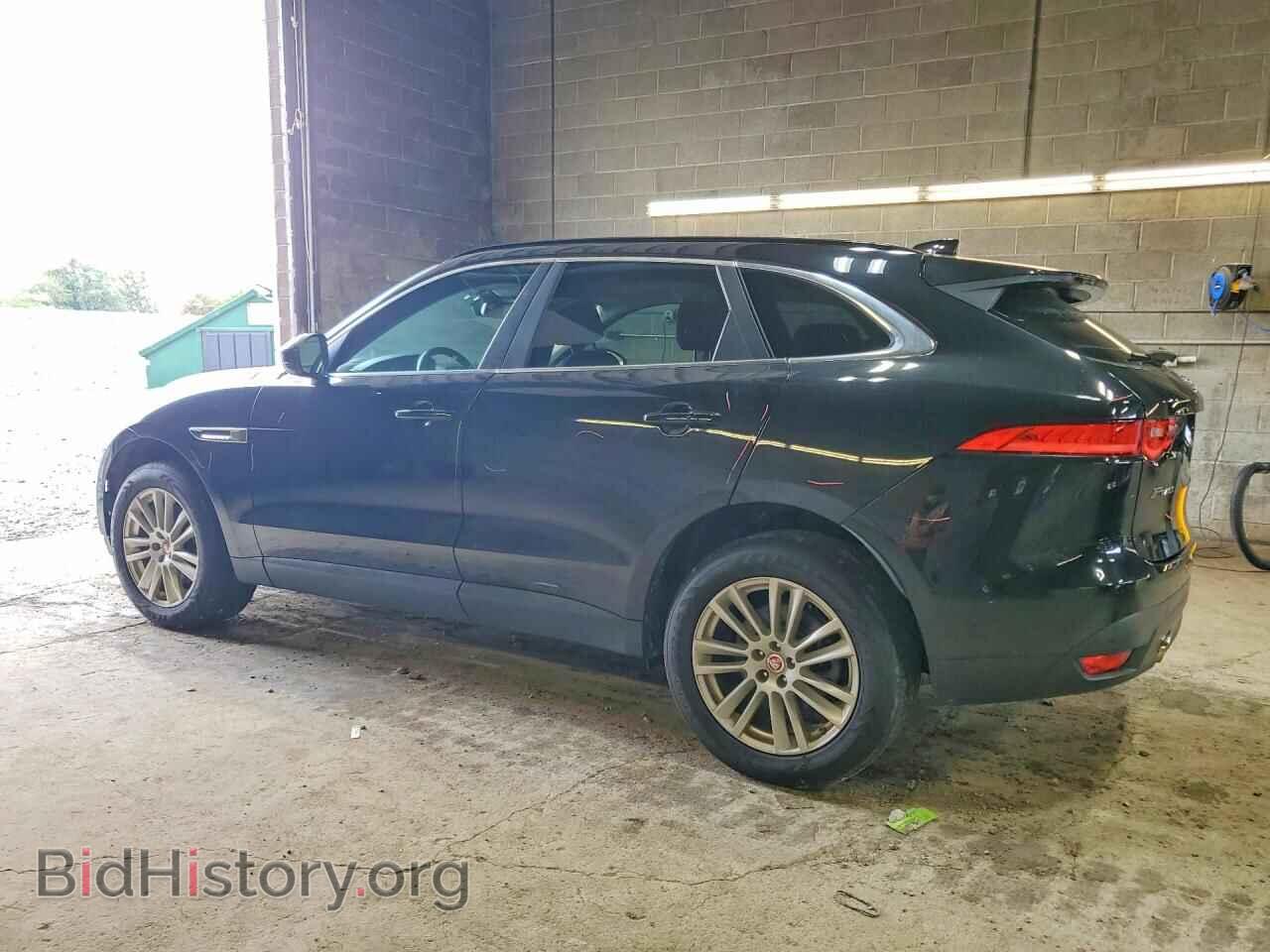 2017 JAGUAR F-PACE - VIN: SADCK2BV0HA070409 - Photo 2