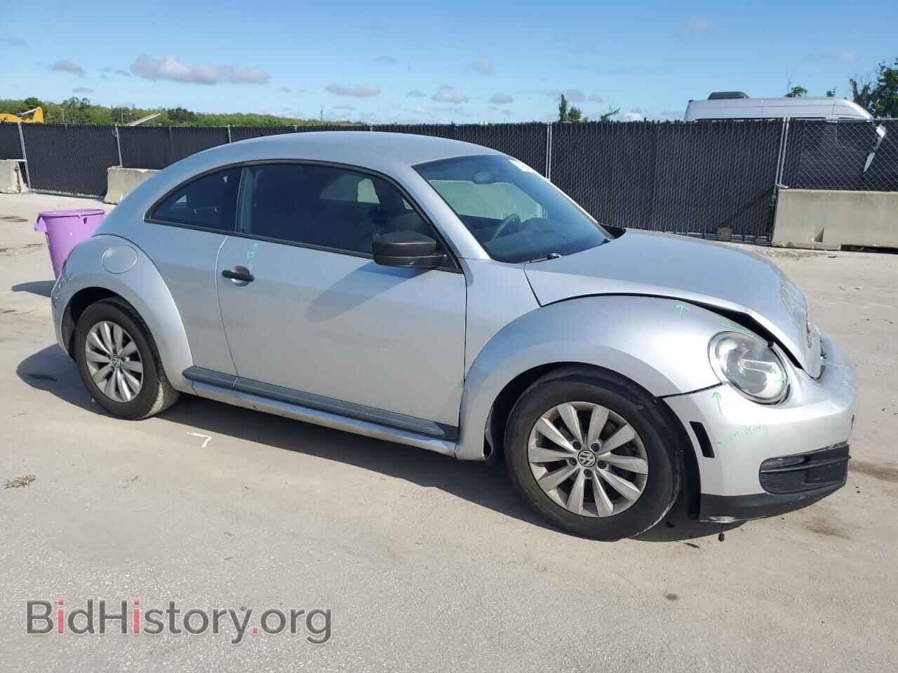 2014 VOLKSWAGEN BEETLE - VIN: 3VWF17AT1EM638638 - Фото 4