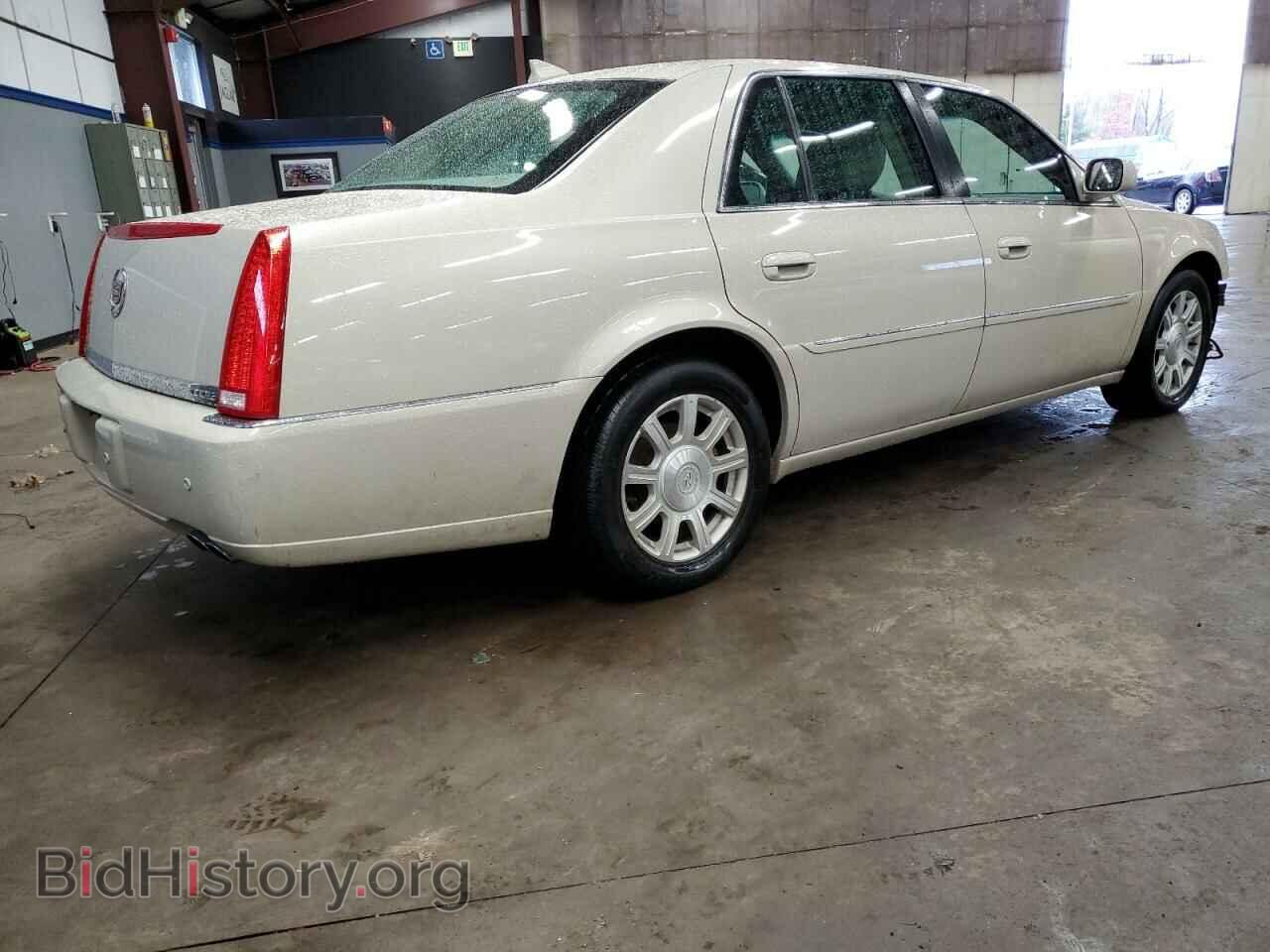 2011 CADILLAC DTS - VIN: 1G6KA5E67BU127164 - Фото 3