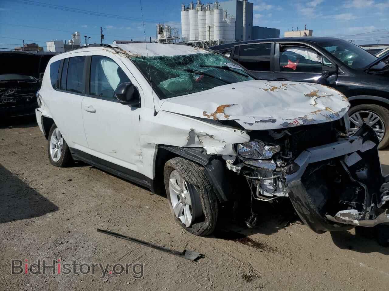 2012 JEEP COMPASS - VIN: 1C4NJCEA8CD636975 - Photo 4