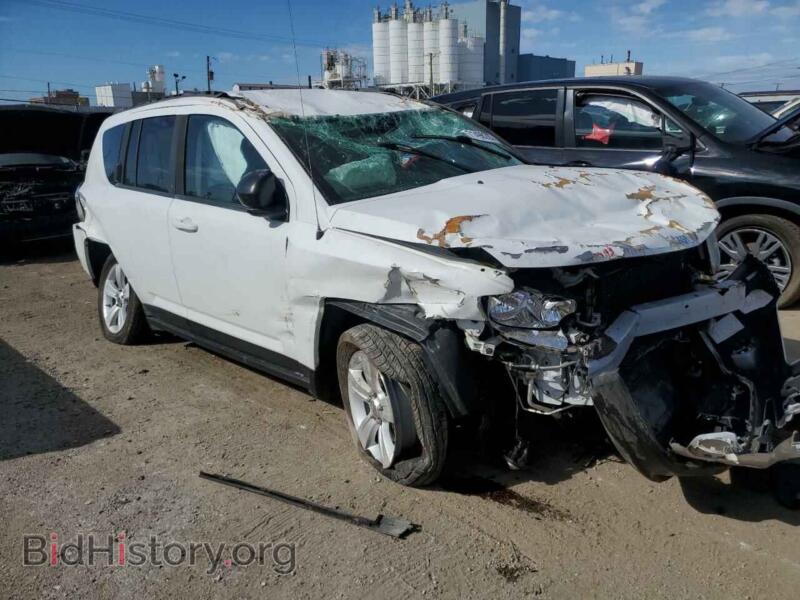 2012 Jeep COMPASS (VIN 1C4NJCEA8CD636975) — photo 4 of 14