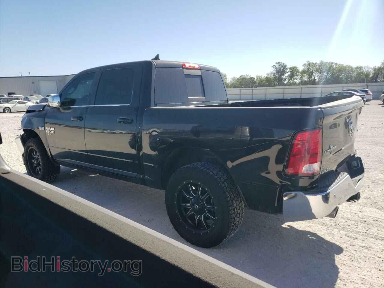 2019 RAM 1500 - VIN: 1C6RR7LT0KS583065 - Photo 2