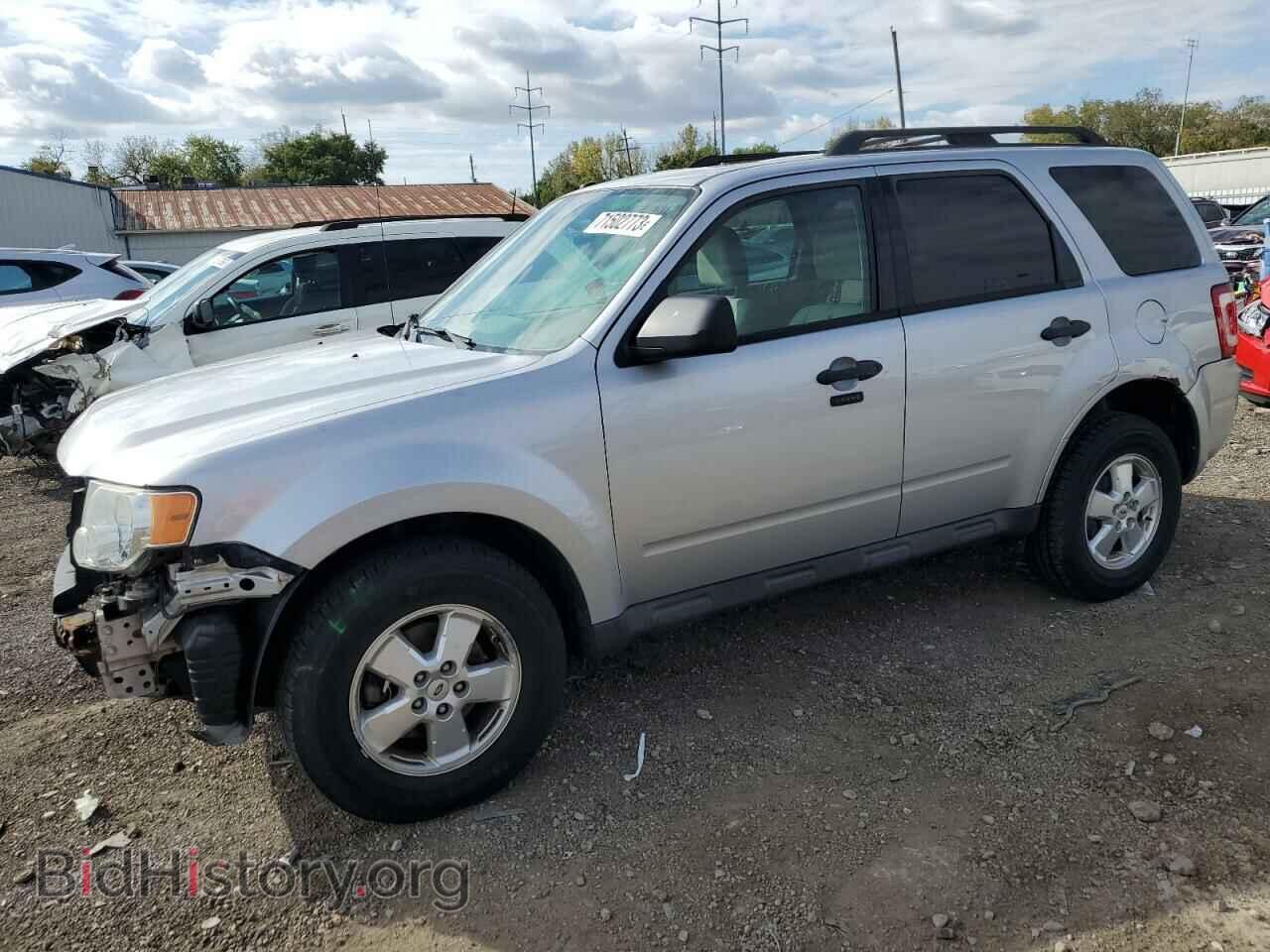 Фотография 1FMCU0D74BKB21433 - FORD ESCAPE 2011