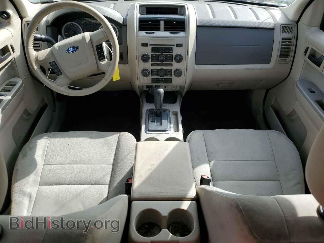 2011 FORD ESCAPE - VIN: 1FMCU0D74BKB21433 - Фото 8
