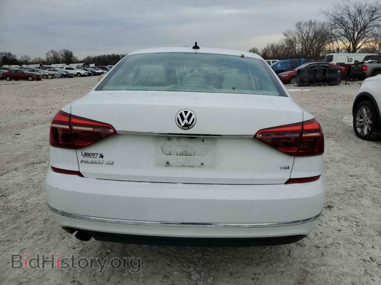 2018 VOLKSWAGEN PASSAT - VIN: 1VWBA7A36JC045366 - Фото 6