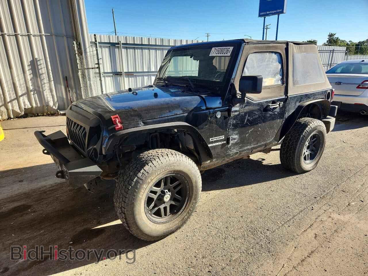 Photo 1J4AA2D11BL630217 - JEEP WRANGLER 2011