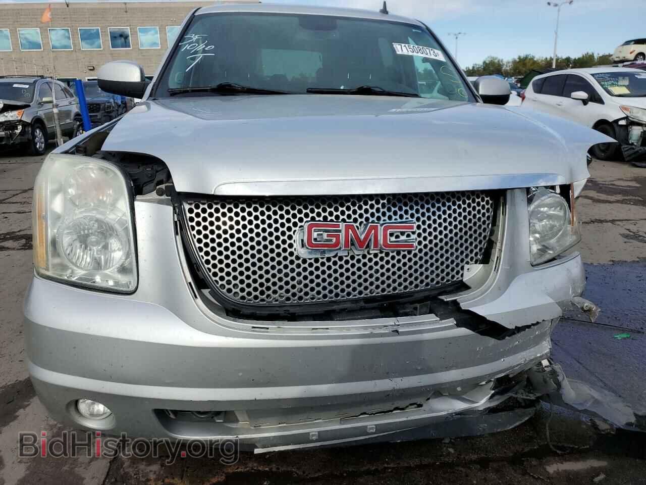 2011 GMC YUKON - VIN: 1GKS1MEF1BR370077 - Photo 5