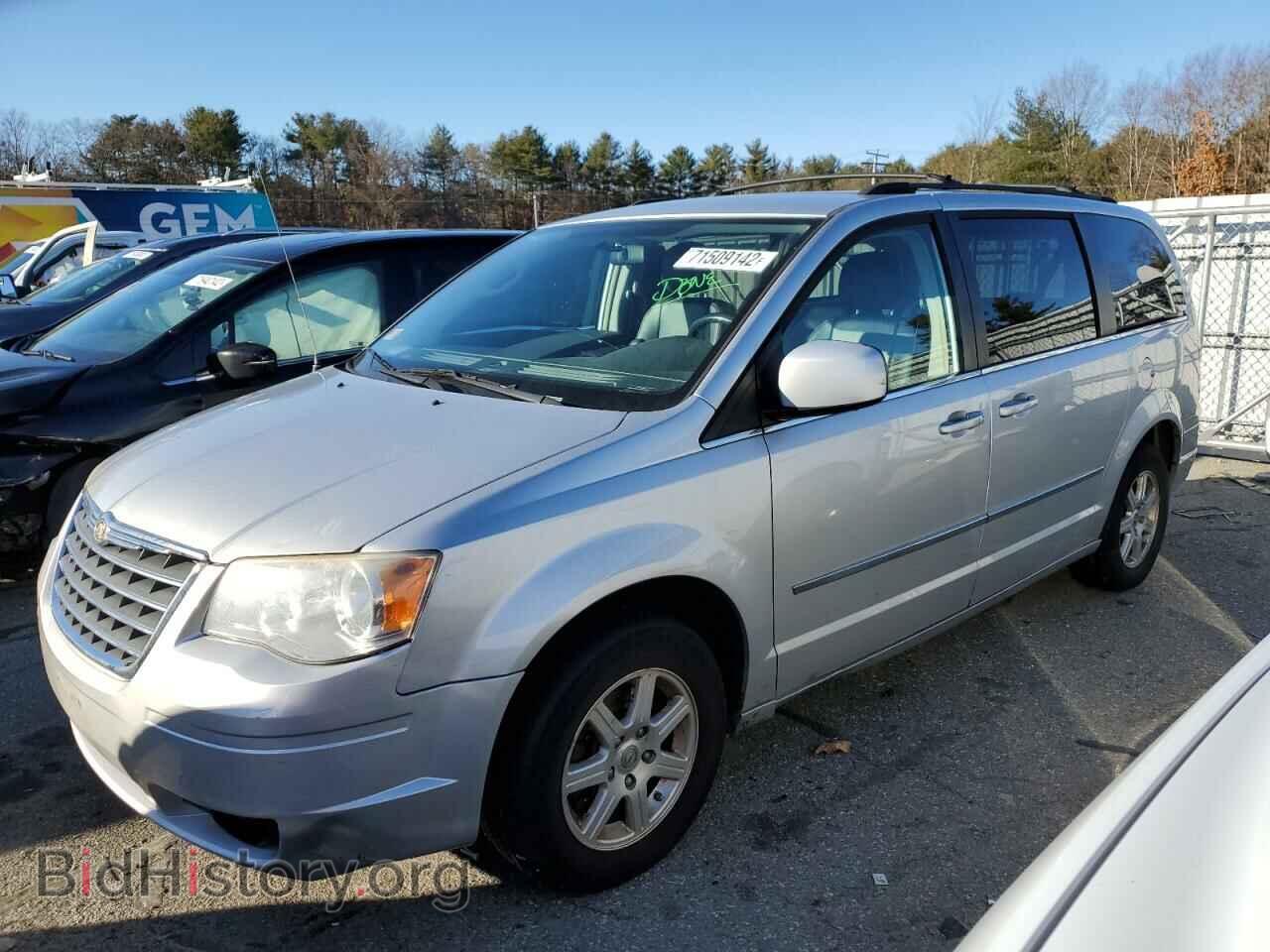 Photo 2A4RR8D10AR357369 - CHRYSLER MINIVAN 2010