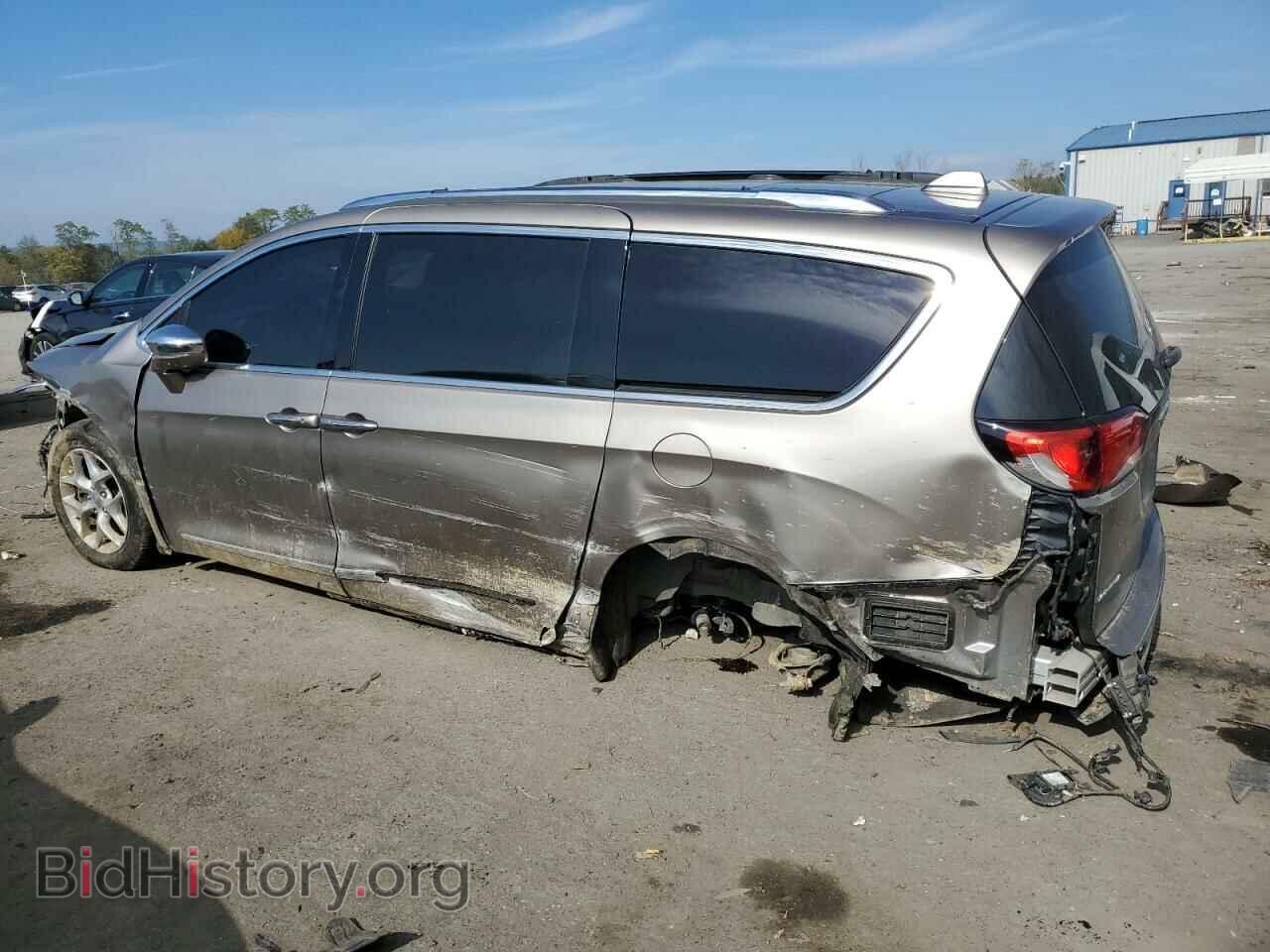2017 CHRYSLER PACIFICA - VIN: 2C4RC1GG6HR611689 - Photo 2