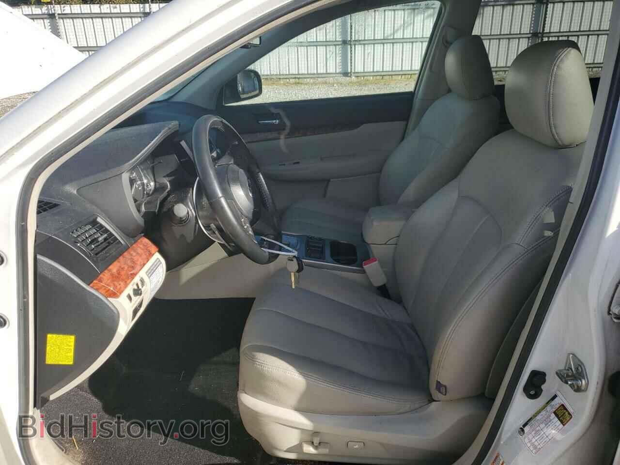 2011 SUBARU OUTBACK - VIN: 4S4BRCCC2B3401407 - Photo 7