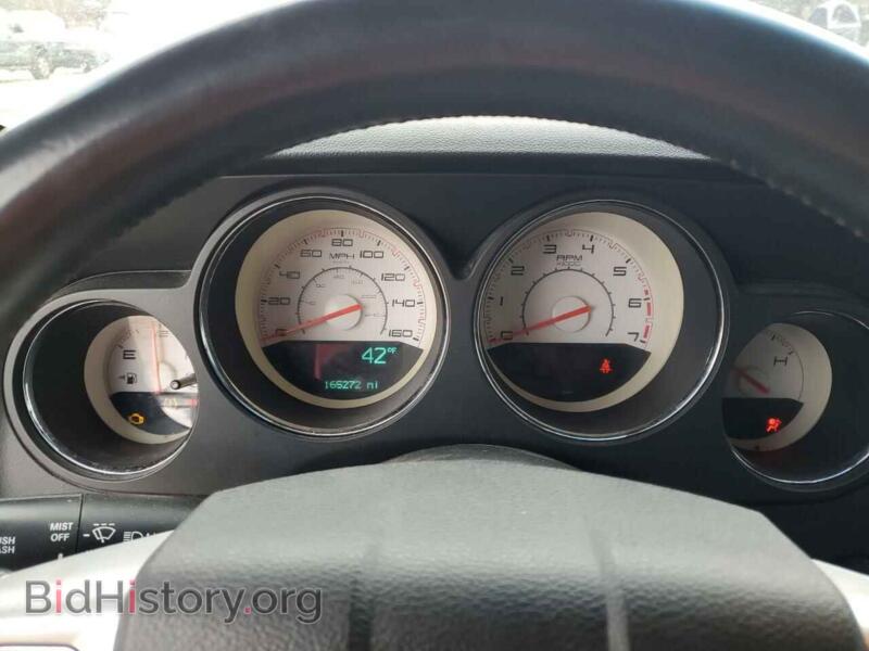 2013 Dodge CHALLENGER (VIN 2C3CDYBT4DH579359) — photo 9 of 12