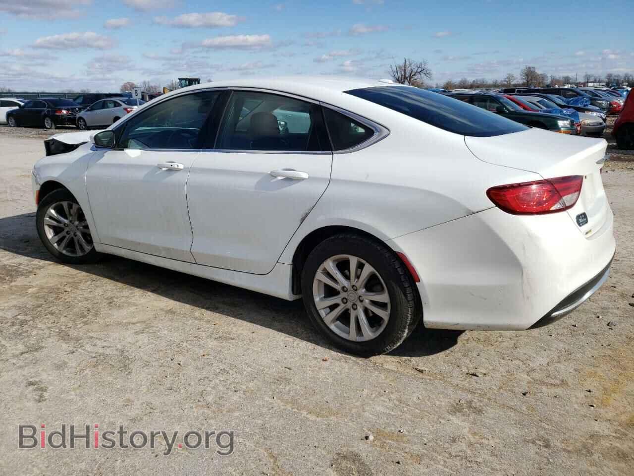 2015 CHRYSLER 200 - VIN: 1C3CCCAB5FN666390 - Фото 2