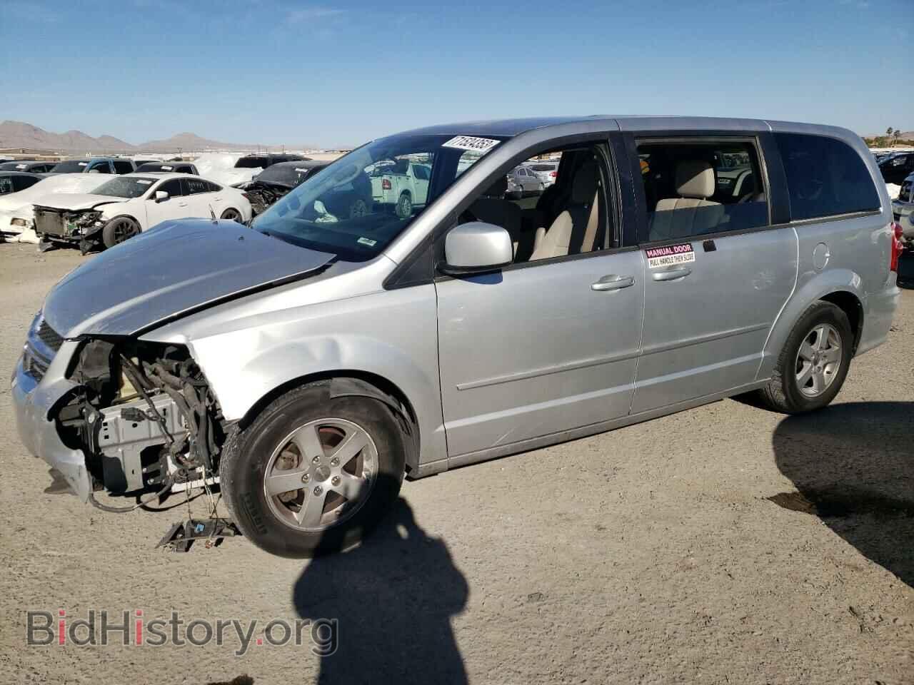 Фотография 2D4RN3DG2BR671926 - DODGE CARAVAN 2011