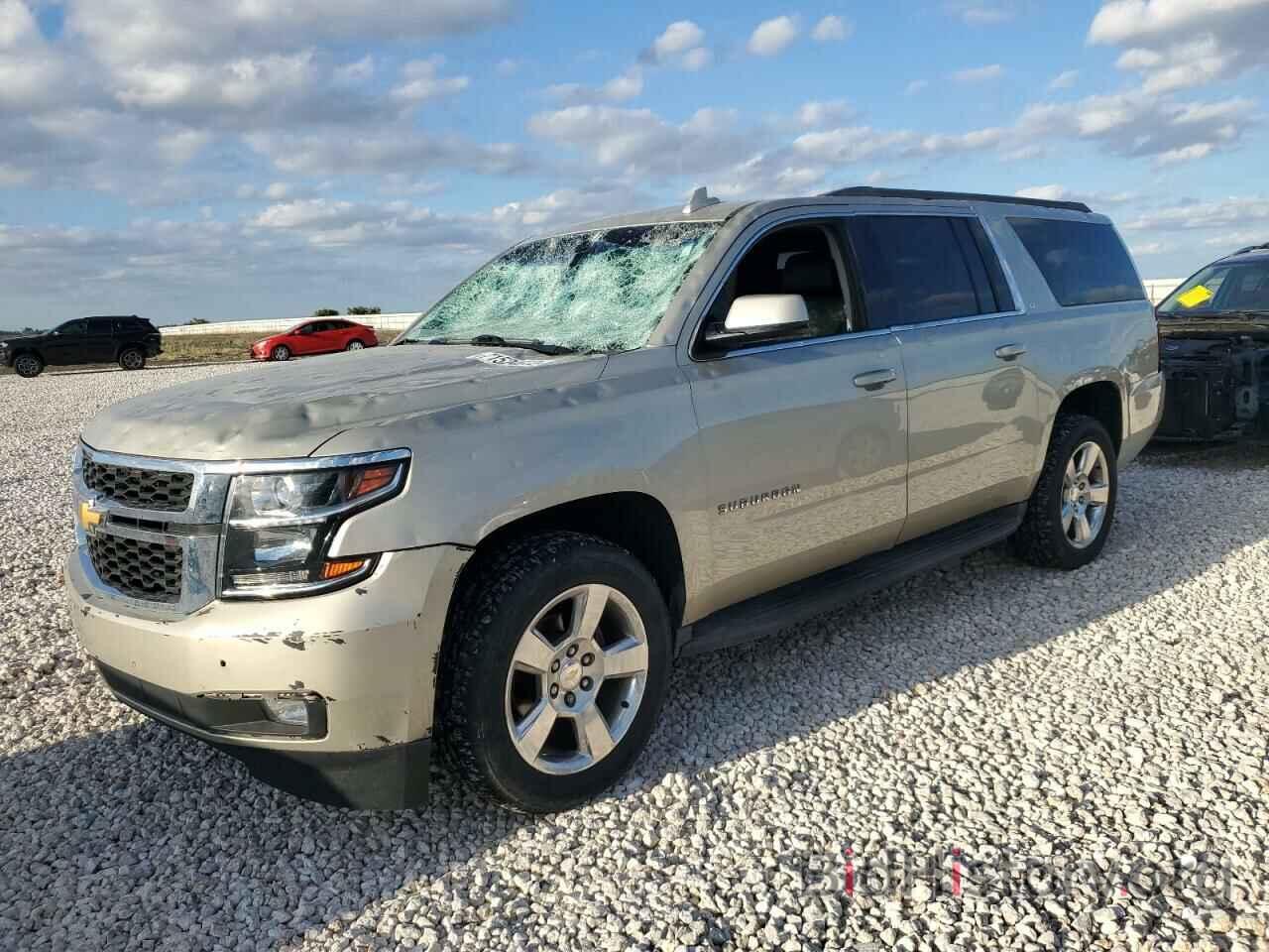 Chevrolet Suburban 2016