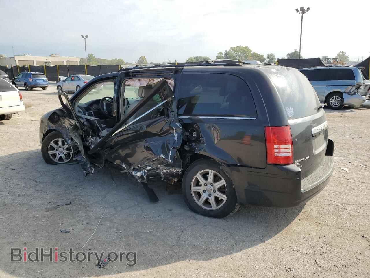 2010 CHRYSLER MINIVAN - VIN: 2A4RR8DX2AR374341 - Photo 2