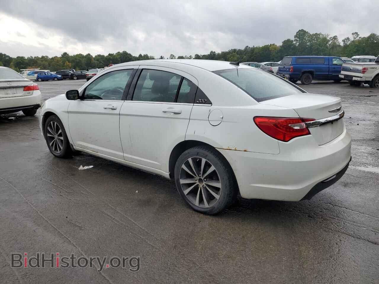 2012 CHRYSLER 200 - VIN: 1C3CCBHG6CN161319 - Фото 2