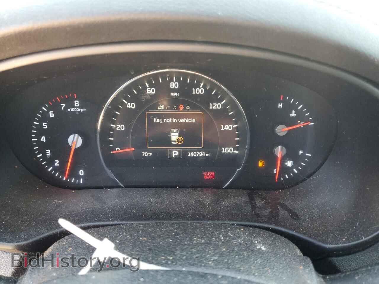 2016 KIA SORENTO - VIN: 5XYPKDA11GG127724 - Фото 9