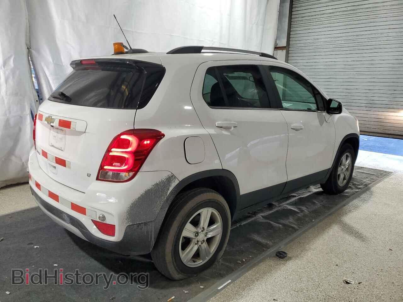 2019 CHEVROLET TRAX - VIN: 3GNCJPSB0KL214033 - Фото 3