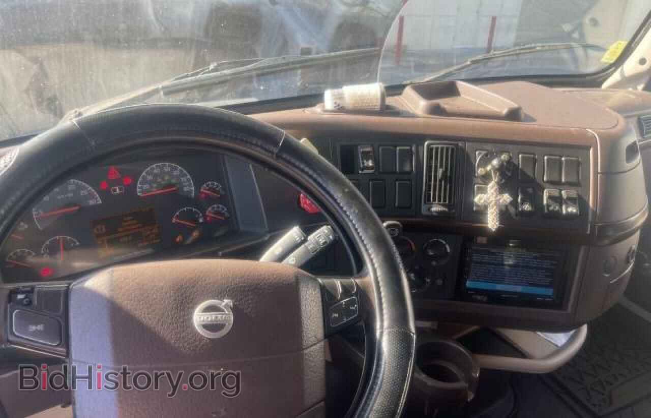 2013 VOLVO VN - VIN: 4V4NC9EJ3DN565889 - Фото 9