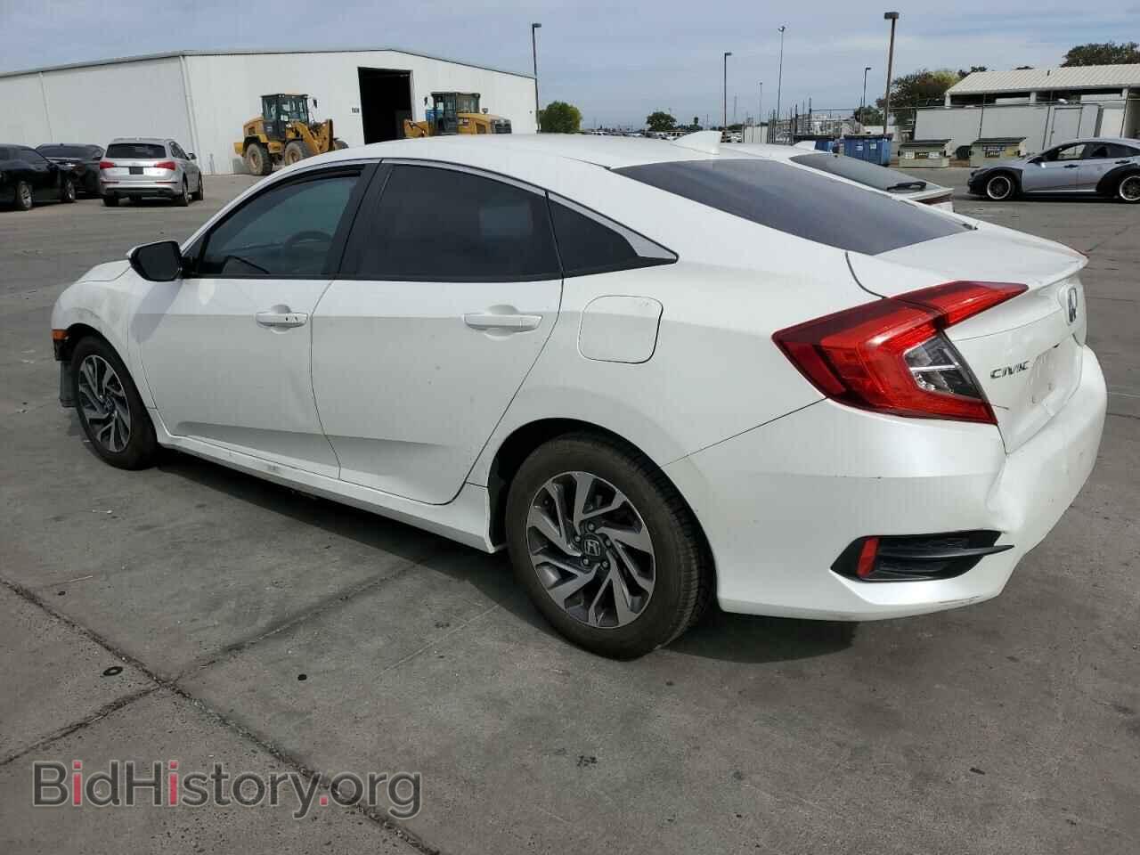 2017 HONDA CIVIC - VIN: 19XFC2F77HE211989 - Фото 2
