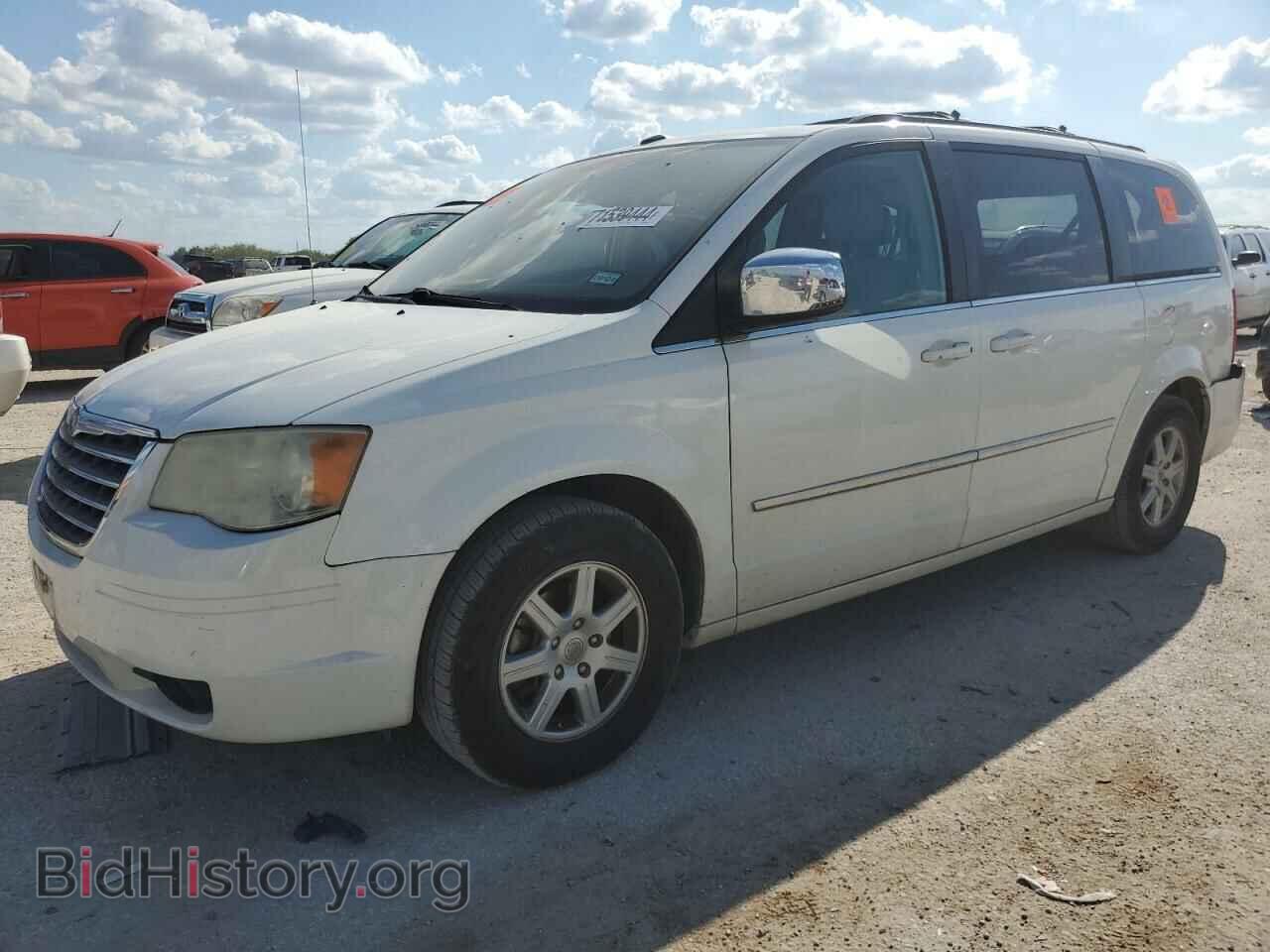Фотография 2A4RR8D15AR436200 - CHRYSLER MINIVAN 2010