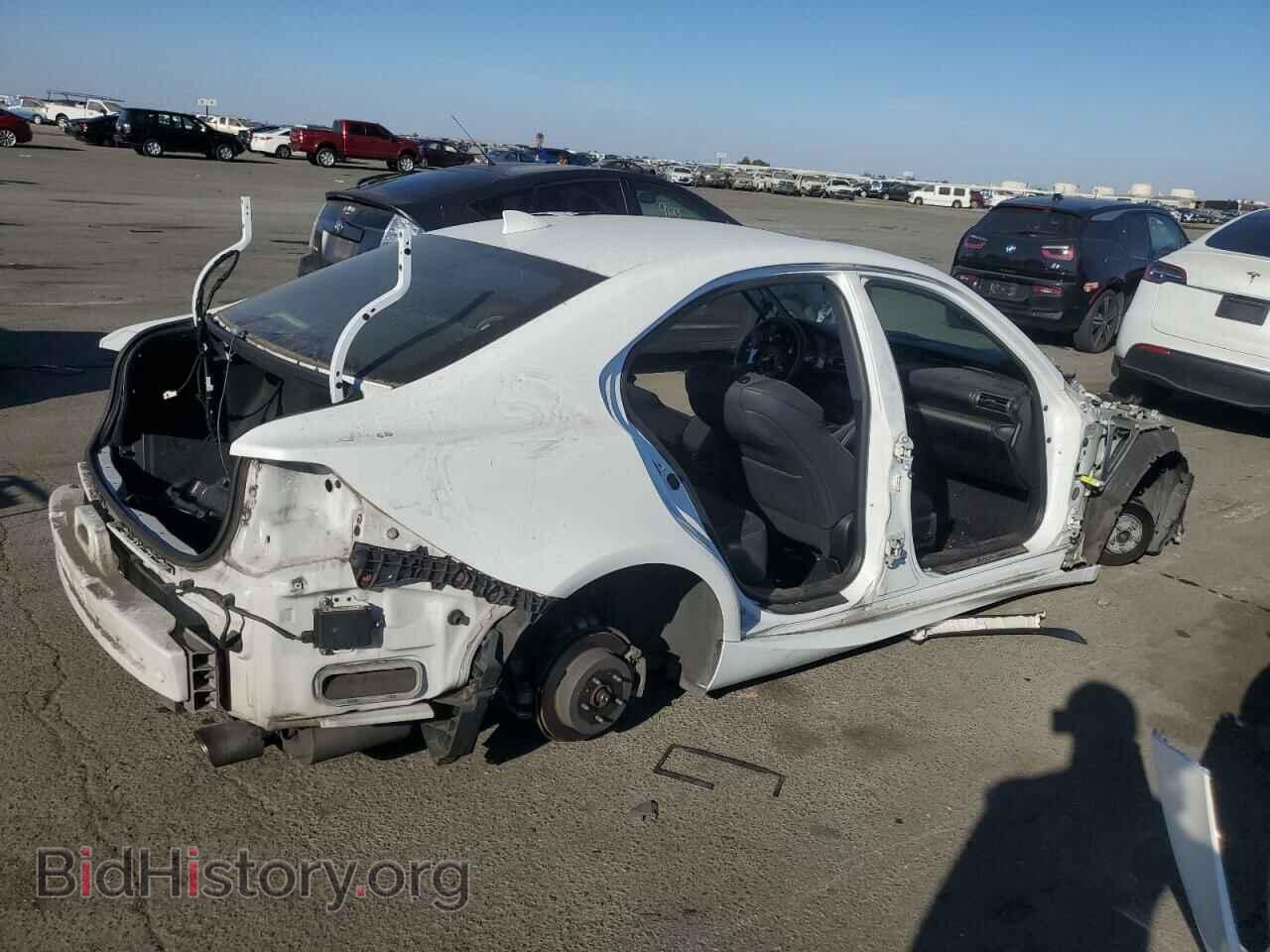 2014 LEXUS IS - VIN: JTHBF1D28E5015217 - Photo 3