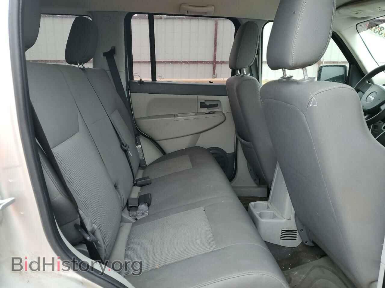 2008 JEEP LIBERTY - VIN: 1J8GP28K38W106830 - Фото 10