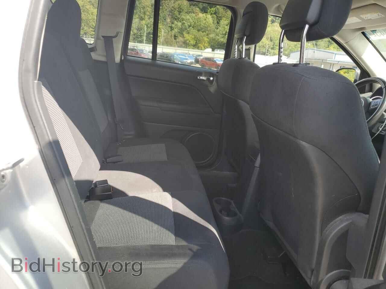 2011 JEEP COMPASS - VIN: 1J4NF1FB1BD258214 - Фото 11