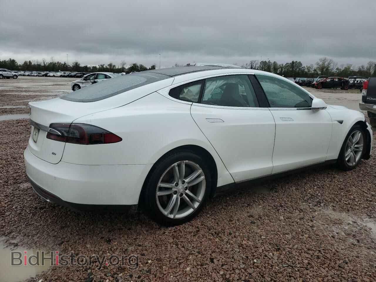 2014 TESLA MODEL S - VIN: 5YJSA1S18EFP29860 - Фото 3