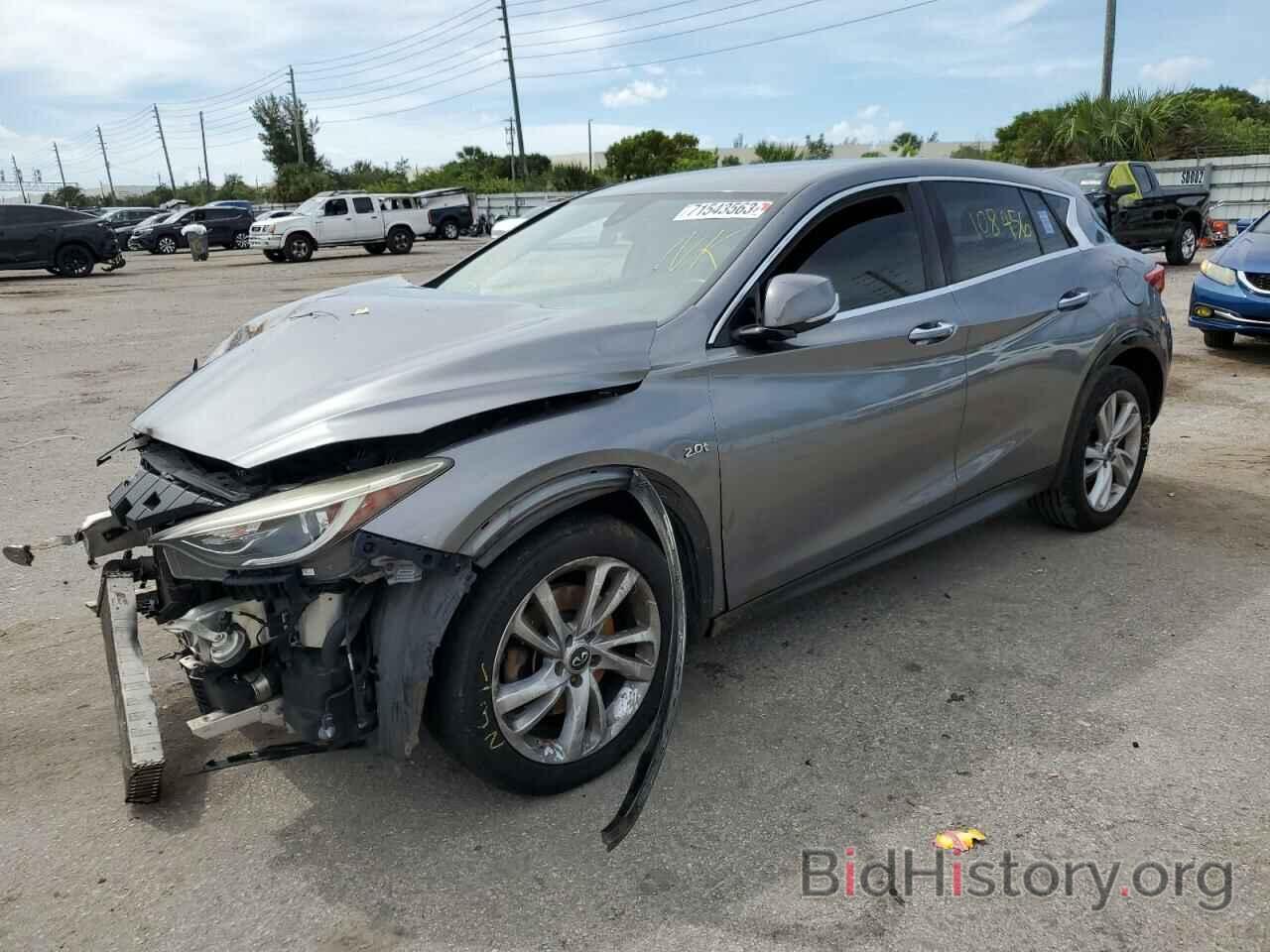 Photo SJKCH5CP2JA060446 - INFINITI QX30 2018