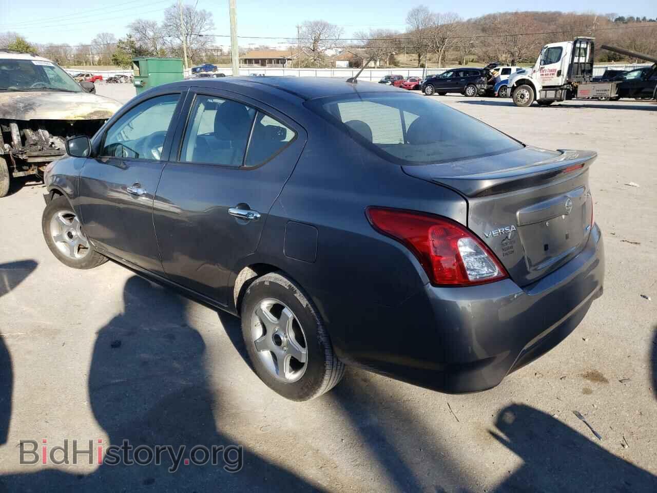 2016 NISSAN VERSA - VIN: 3N1CN7AP0GL841884 - Фото 2
