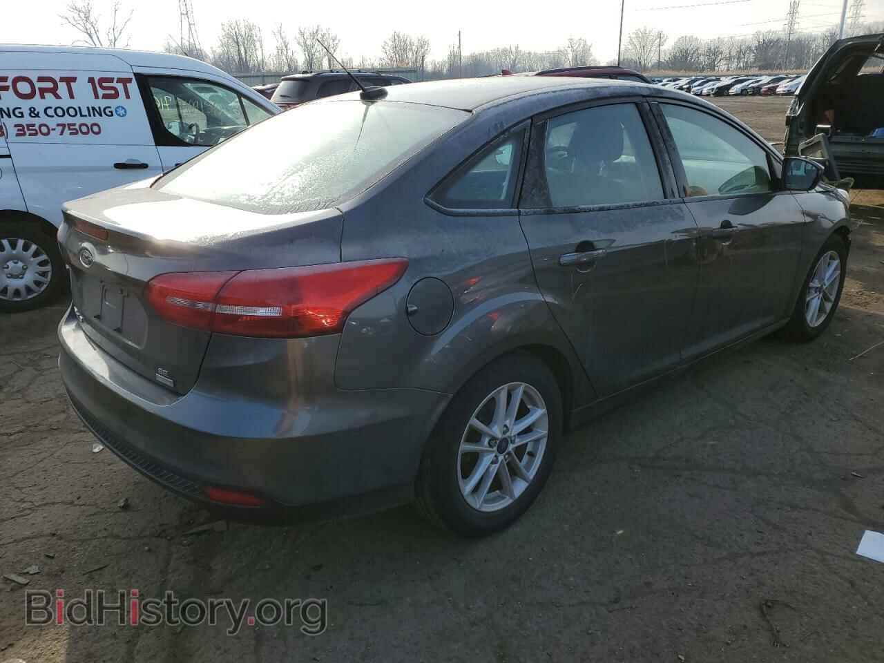 2018 FORD FOCUS - VIN: 1FADP3FE1JL321181 - Фото 3