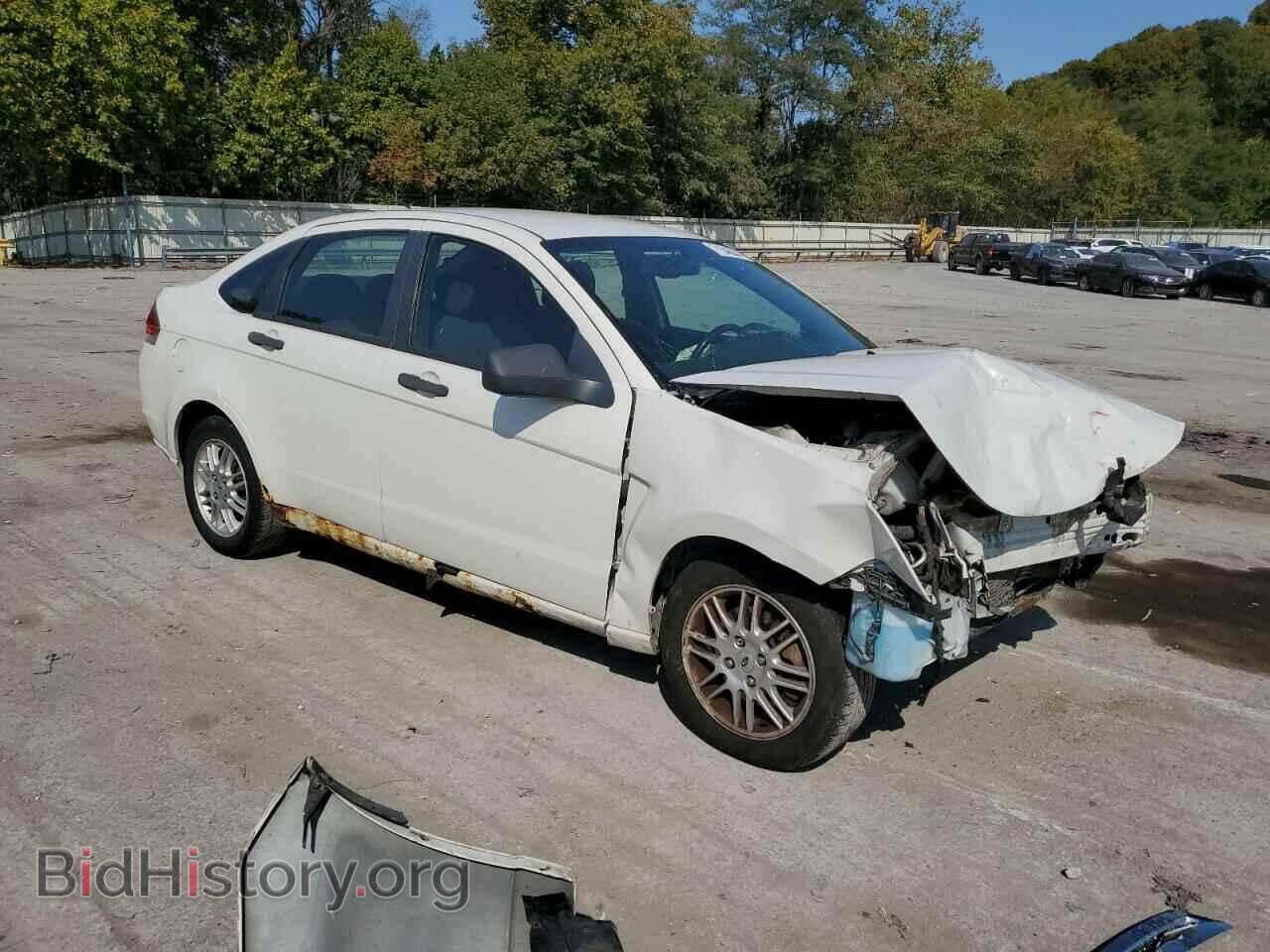2011 FORD FOCUS - VIN: 1FAHP3FN8BW105779 - Фото 4