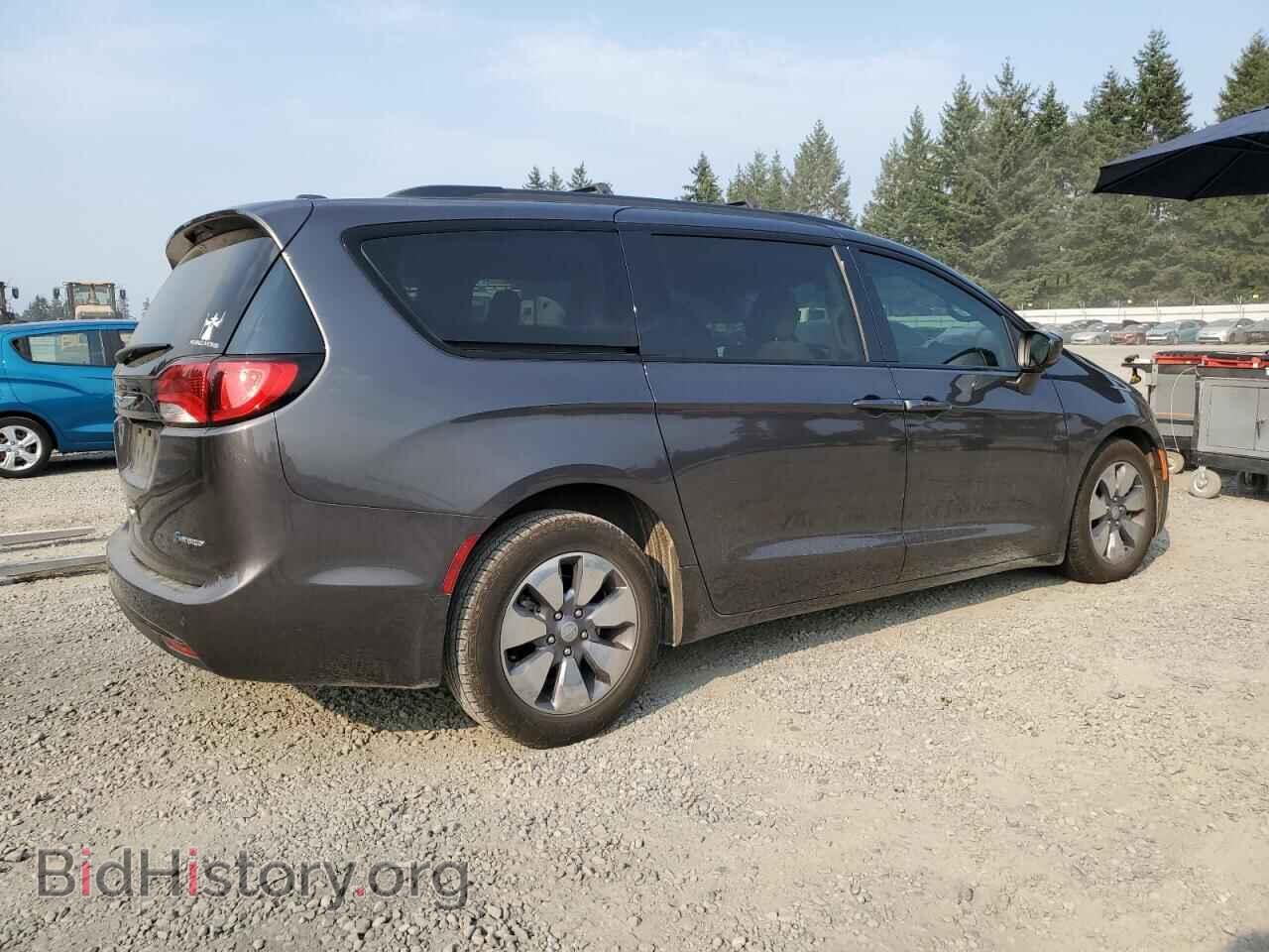 2018 CHRYSLER PACIFICA - VIN: 2C4RC1H77JR318257 - Фото 3