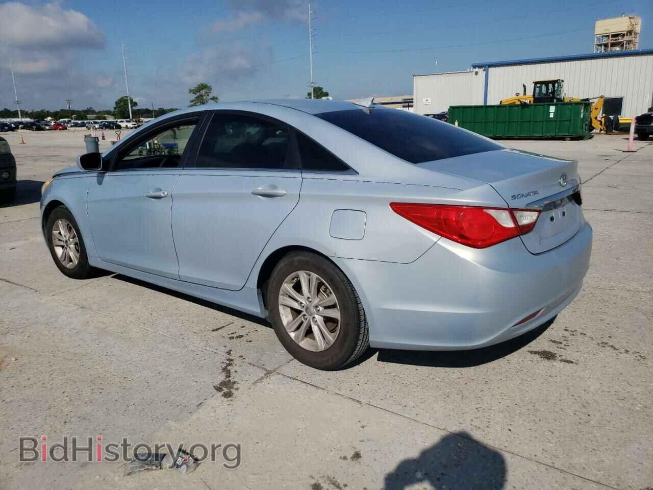 2013 HYUNDAI SONATA - VIN: 5NPEB4AC4DH605728 - Фото 2