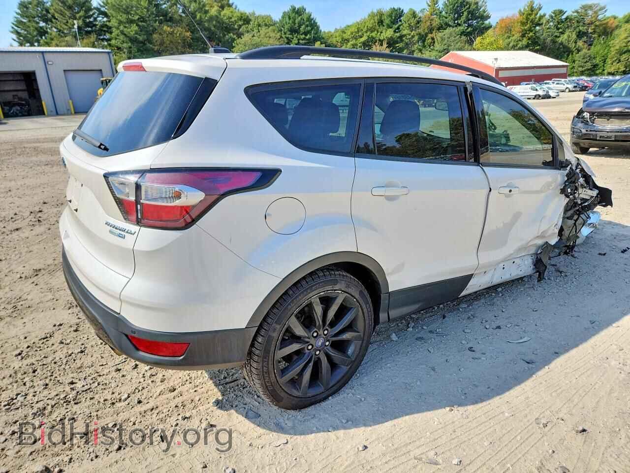 2017 FORD ESCAPE - VIN: 1FMCU9JD7HUD01601 - Фото 3