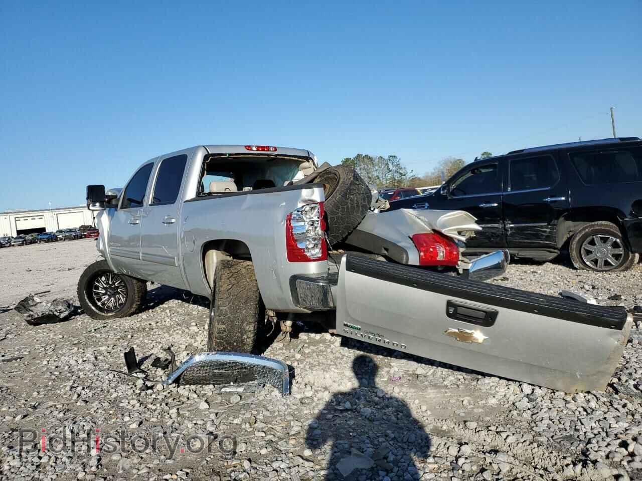 2011 CHEVROLET SILVERADO - VIN: 3GCPCTE06BG406332 - Фото 2