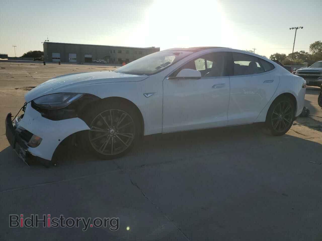 Фотография 5YJSA1S24FF086174 - TESLA MODEL S 2015