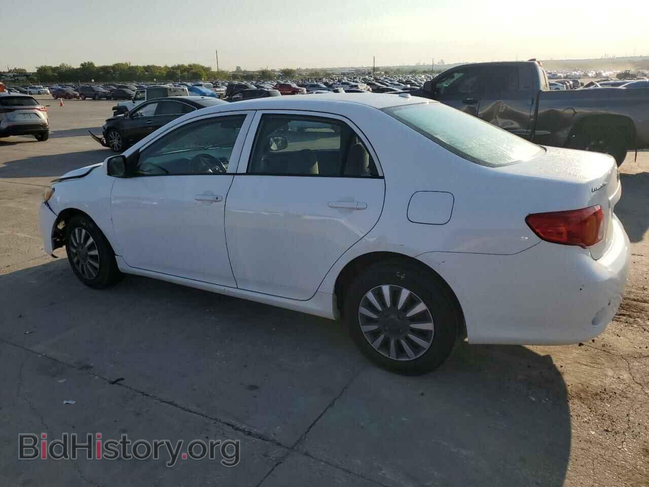 2010 TOYOTA COROLLA - VIN: 2T1BU4EEXAC496313 - Фото 2