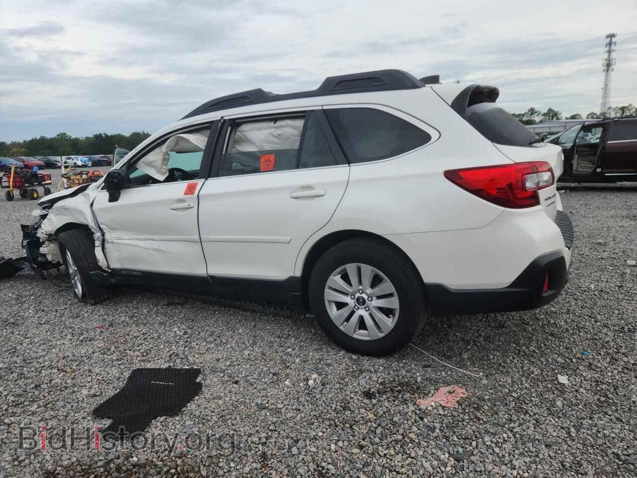 2019 SUBARU OUTBACK - VIN: 4S4BSAFC8K3333893 - Фото 2