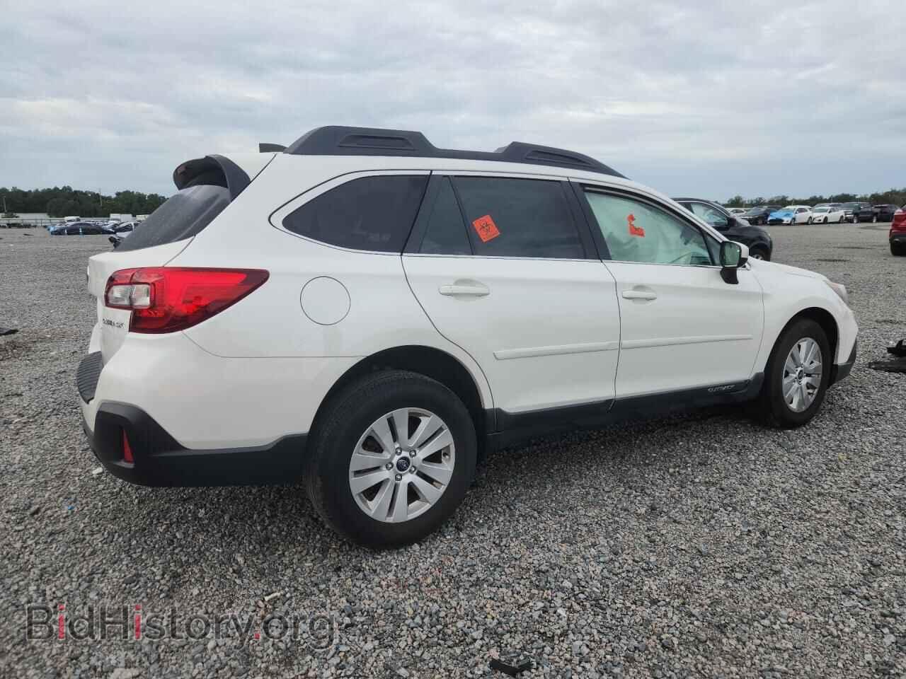 2019 SUBARU OUTBACK - VIN: 4S4BSAFC8K3333893 - Фото 3