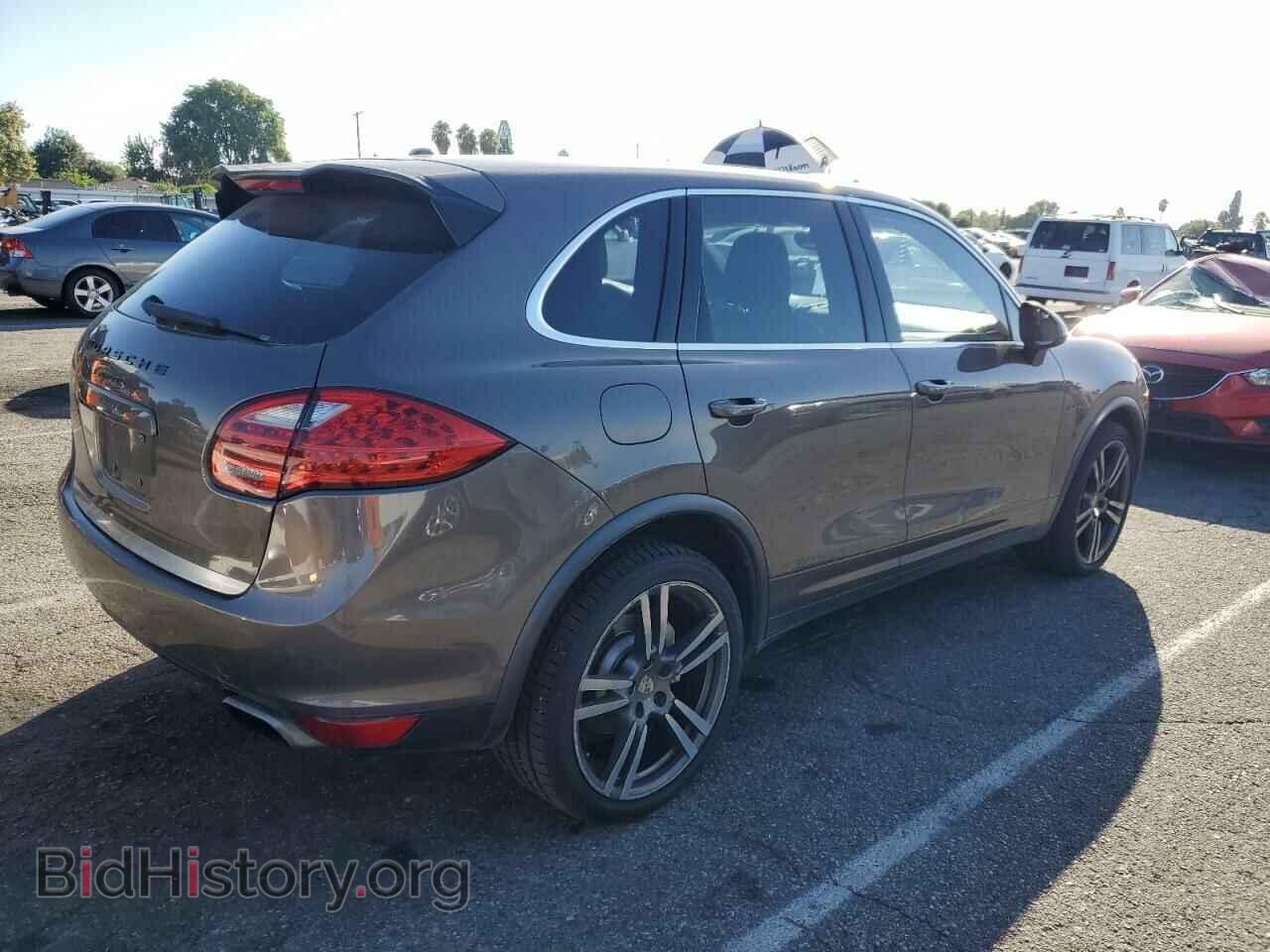 2011 PORSCHE CAYENNE - VIN: WP1AE2A21BLA93855 - Фото 3