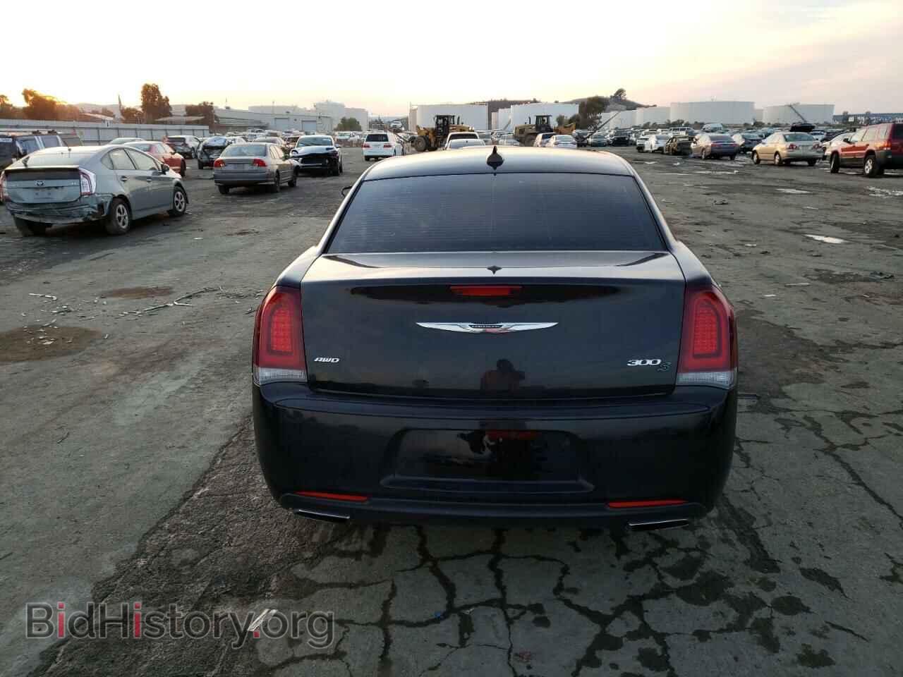 2017 CHRYSLER 300 - VIN: 2C3CCAGG0HH584585 - Фото 6