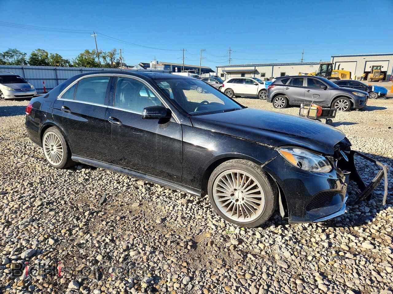 2014 MERCEDES-BENZ E-CLASS - VIN: WDDHF8JB1EA836827 - Photo 4