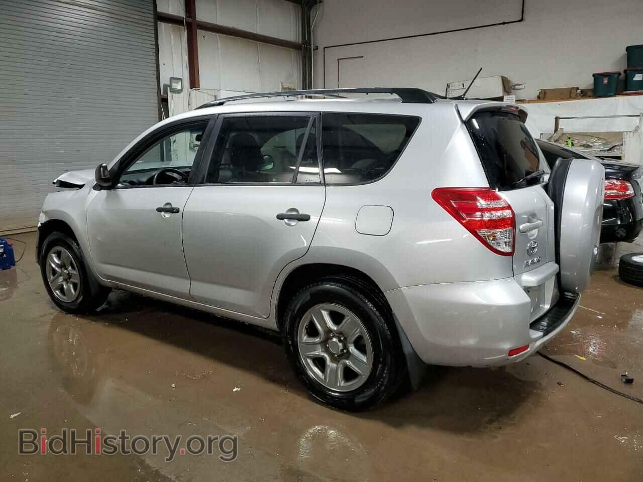 2011 TOYOTA RAV4 - VIN: 2T3BF4DV9BW094947 - Фото 2